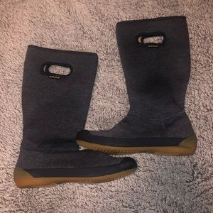 Size 8 waterproof bogs